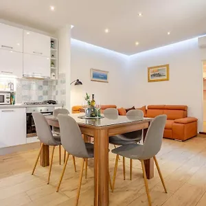 Bacvice Apartment Split